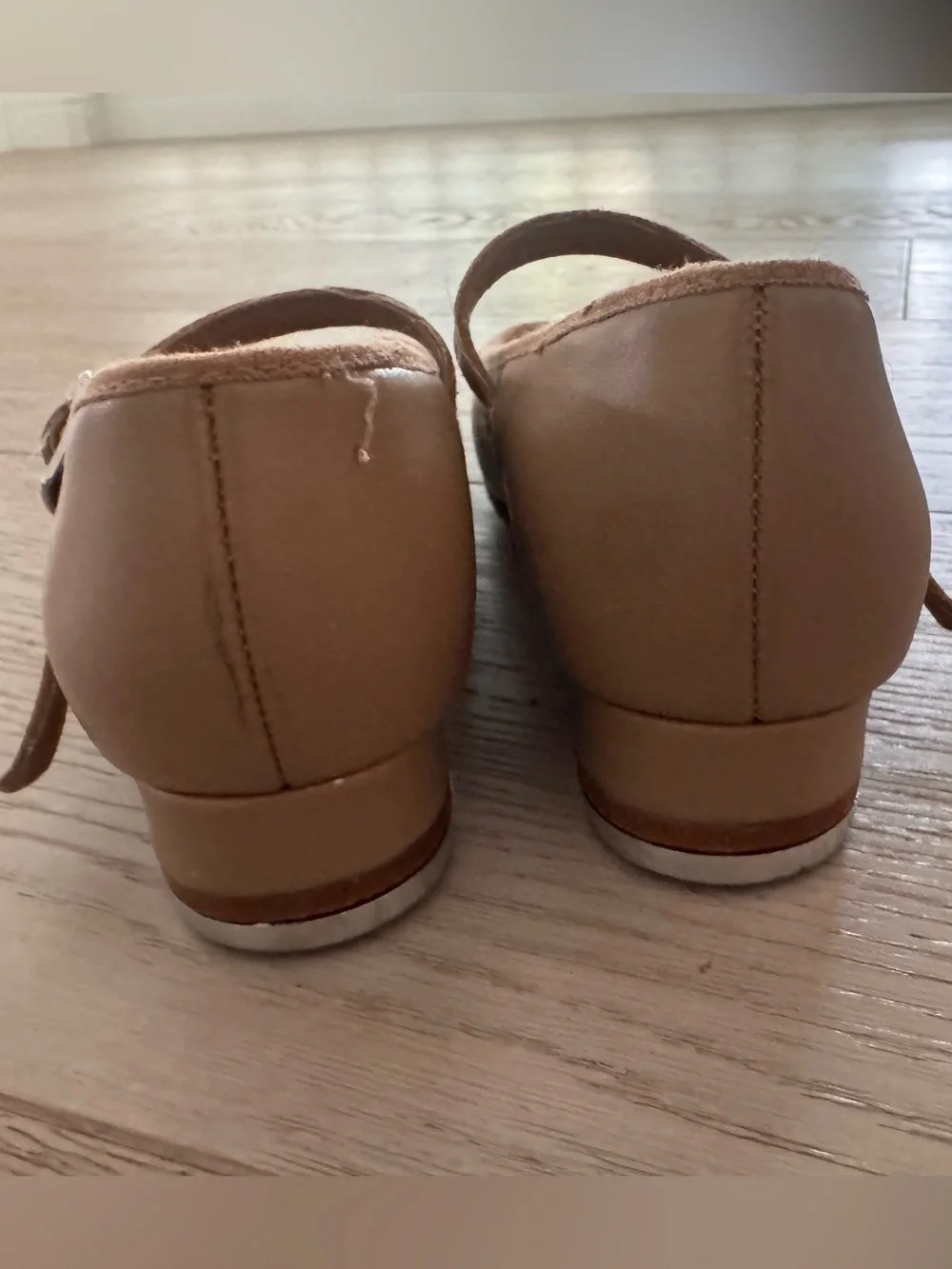 Girl’s Bloch Tap-On Tap Shoe size 12.5 N Tan color